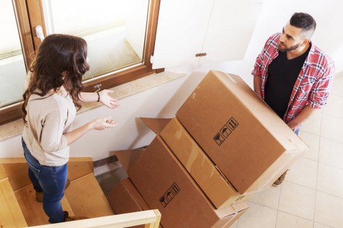 Professional moving support for homes and businesses in Highbury