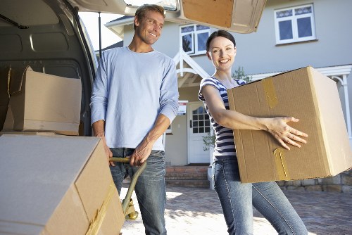 Highbury moving truck for household furniture transport